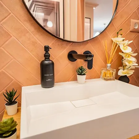 Pink Perfection - One-bedroom Gemstone Oasis