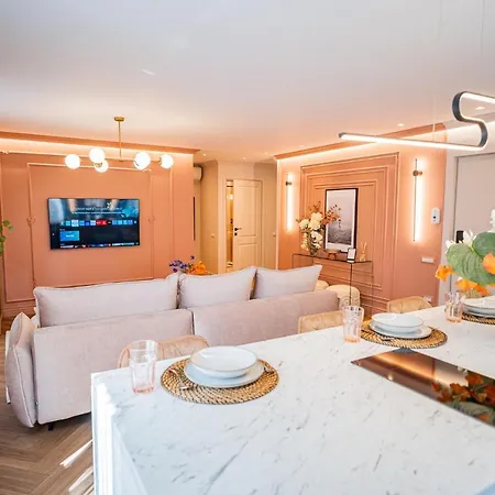 Pink Perfection - One-bedroom Gemstone Oasis