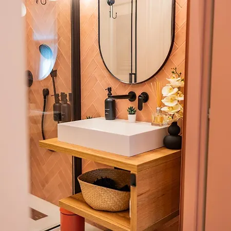 Pink Perfection - One-bedroom Gemstone Oasis *