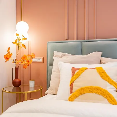 Pink Perfection - One-bedroom Gemstone Oasis Apartment