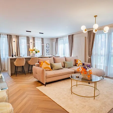 Pink Perfection - One-bedroom Gemstone Oasis Bucharest