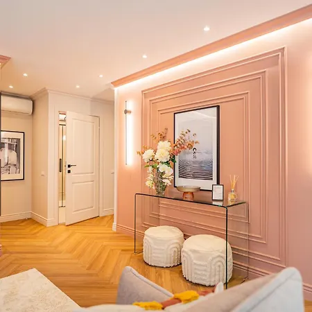 Pink Perfection - One-bedroom Gemstone Oasis * Bucharest